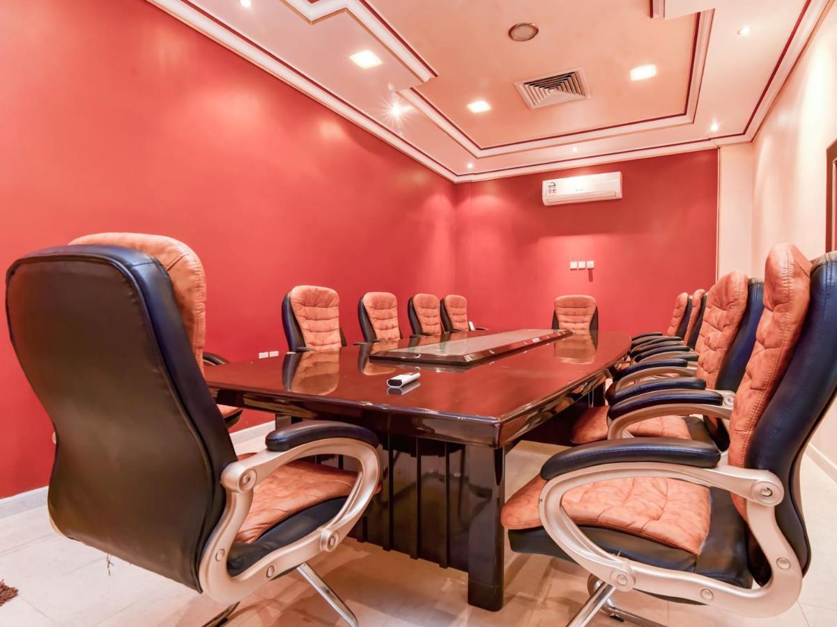 Al Mansour Grand Hotel Ḩafar al Bāţin 外观 照片