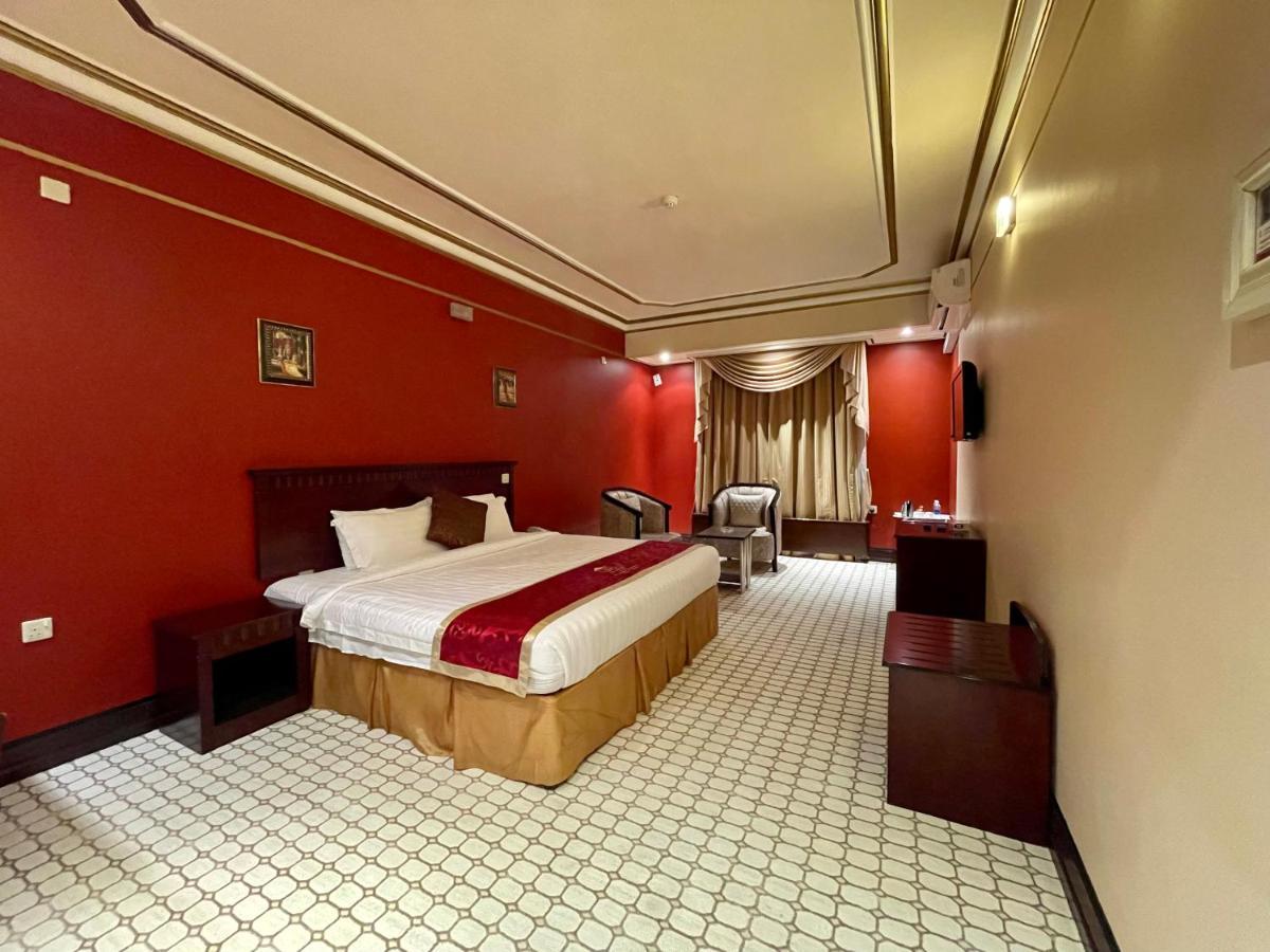 Al Mansour Grand Hotel Ḩafar al Bāţin 外观 照片