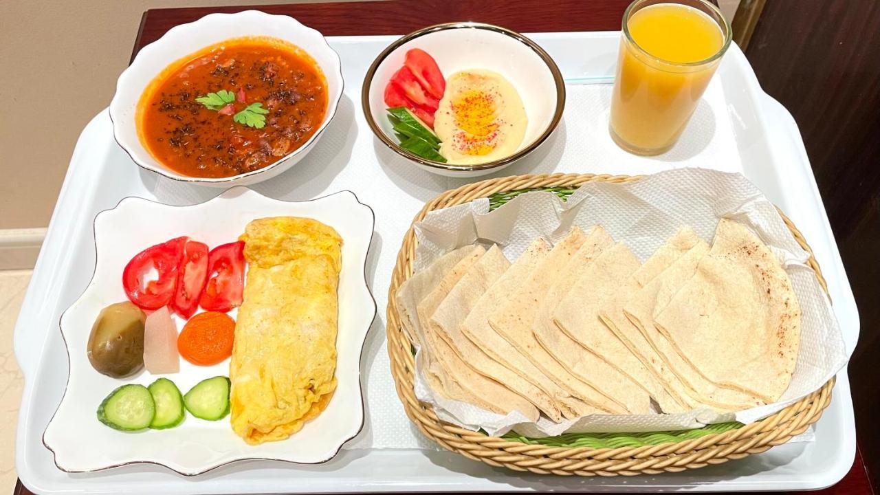Al Mansour Grand Hotel Ḩafar al Bāţin 外观 照片