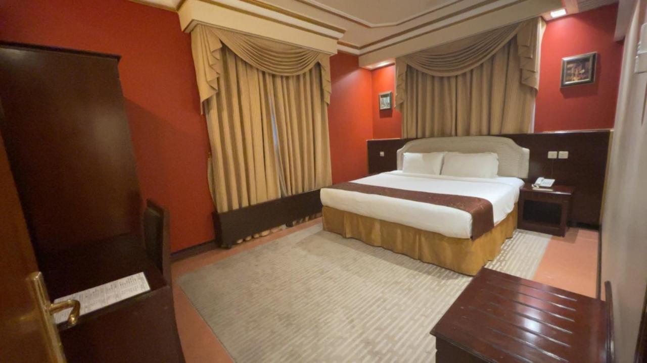Al Mansour Grand Hotel Ḩafar al Bāţin 外观 照片