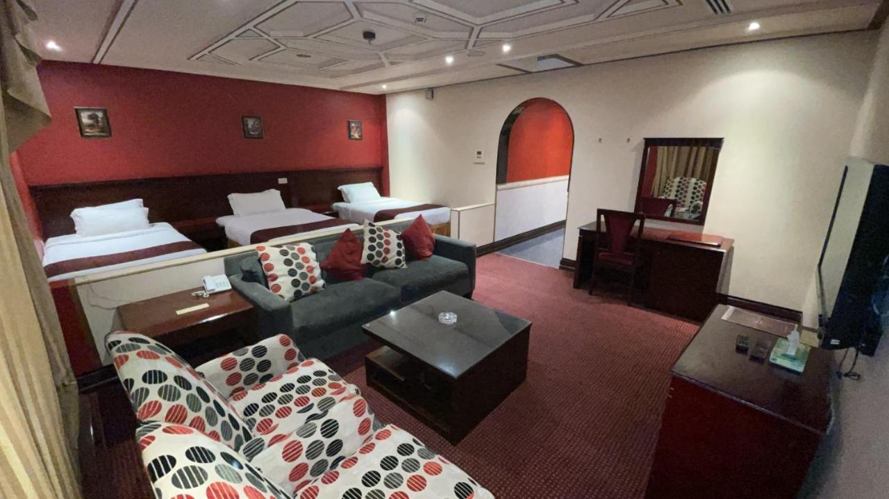 Al Mansour Grand Hotel Ḩafar al Bāţin 外观 照片